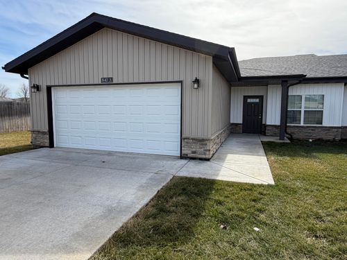 840a W Logan Street, Rogersville, MO, 65742 | Card Image