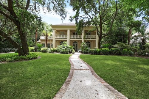 6 Drayton Pl, Hilton Head Island, SC, 29928-3914 | Card Image