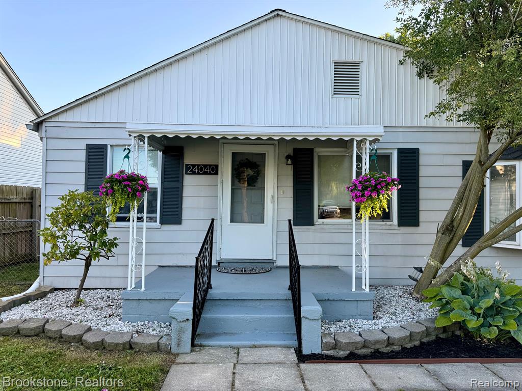 Harrison St, Clinton Township, MI 48035 #1