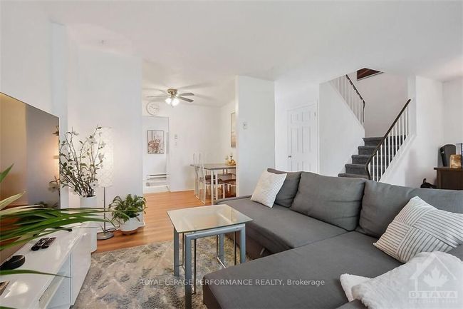 42 Compata Way, Condo with 3 bedrooms, 0 bathrooms and null parking in Gloucester ON | Image 9