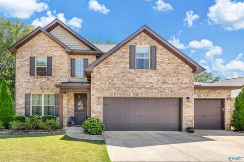 381 Willow Bank Cir, Decatur, AL, 35603-7805 | Card Image