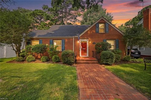 5417 Rolfe Ave, Norfolk, VA, 23508-1331 | Card Image
