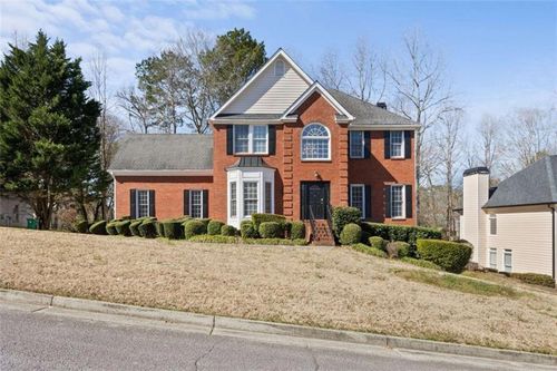 231 Beechwood Ln, Stone Mountain, GA, 30087-6215 | Card Image