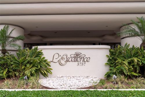 1604-5757 Collins Ave, Miami Beach, FL, 33140-2300 | Card Image