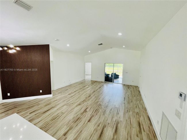 272 Sw Oakridge Dr, House other with 4 bedrooms, 2 bathrooms and null parking in Port St. Lucie FL | Image 18