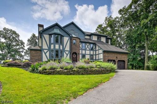 185 Alpine Trl, Sparta, NJ, 07871-1407 | Card Image