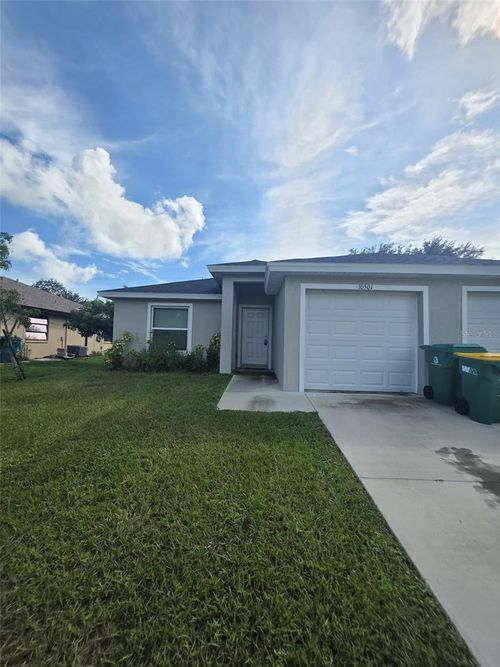 10501-10499 Pendleton Ave, ENGLEWOOD, FL, 34224-8582 | Card Image
