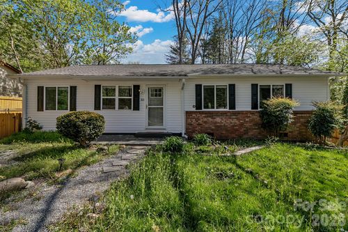 321 Melody Cir, Swannanoa, NC, 28778-2211 | Card Image