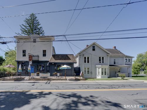 114 Charter Oak St, Manchester, CT, 06040-6211 | Card Image