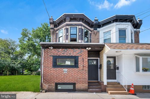 1737 S 6th St, CAMDEN, NJ, 08104-3403 | Card Image