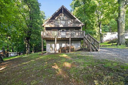 205 Alpine Dr, FRONT ROYAL, VA, 22630-6026 | Card Image