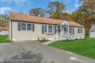 4 Highland Avenue, House other with 4 bedrooms, 2 bathrooms and null parking in Matawan NJ | Image 3