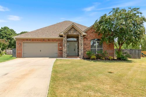 2705 Muscadine, Conway, AR, 72034-6984 | Card Image