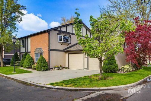 1549 E Lenz Ln, Boise, ID, 83712-8335 | Card Image