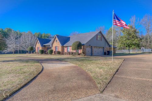 111 White Road, Frierson, LA, 71027 | Card Image