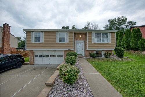 2833 Dolores Dr, South Park, PA, 15129-9500 | Card Image