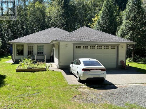 493 Maquinna Cres, Gold River, BC, V0P1G0 | Card Image