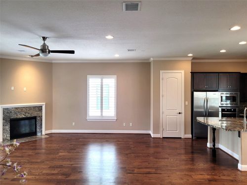 1508 Fowler St, Houston, TX, 77007-3428 | Card Image