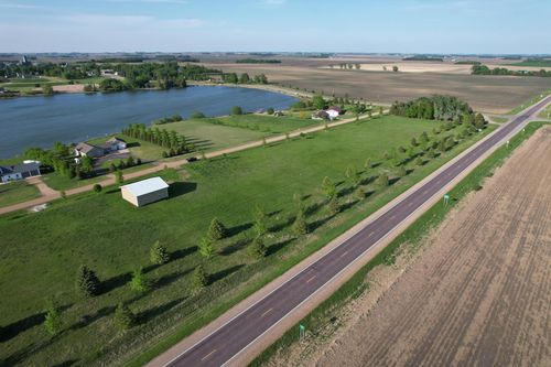 4 Summit Ln, Hadley, MN, 56151-1090 | Card Image