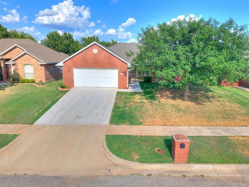 1305 Melisa Drive, Norman, OK, 73071 | Card Image