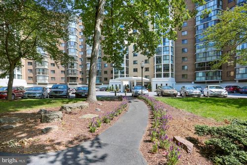 2-108-15107 Interlachen Dr, SILVER SPRING, MD, 20906-5625 | Card Image