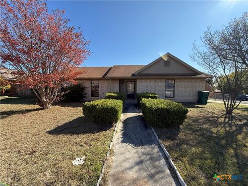 202 Spur Dr, Copperas Cove, TX, 76522-1016 | Card Image