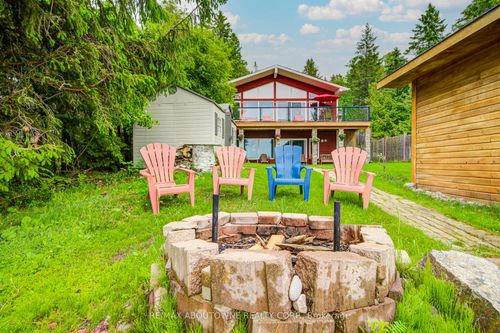 87 Paradise Rd, Bolsover, ON, K0M1B0 | Card Image