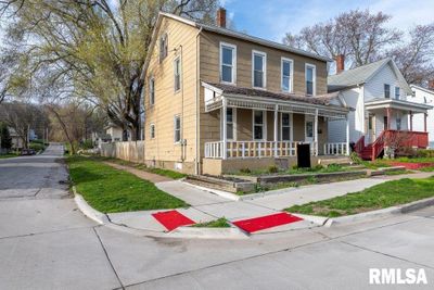 1236 W 7 Th Street, House other with 4 bedrooms, 2 bathrooms and null parking in Davenport IA | Image 1