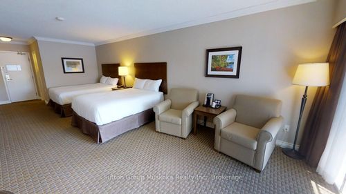 421-421 Deerhurst Dr, Huntsville, ON, P1H | Card Image