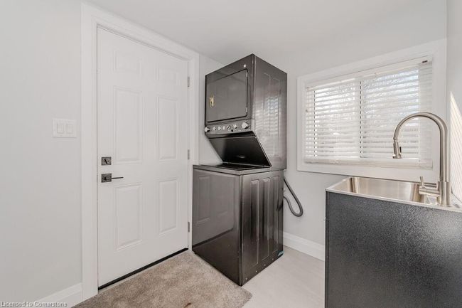34 St George St, House other with 3 bedrooms, 2 bathrooms and 4 parking in Paris ON | Image 18