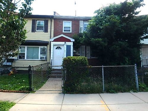 46 Jacob St, Boston, MA, 02124-4112 | Card Image