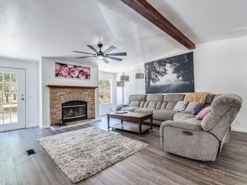 226 High View Ranch Dr, Cedar Creek, TX, 78612-4813 | Card Image