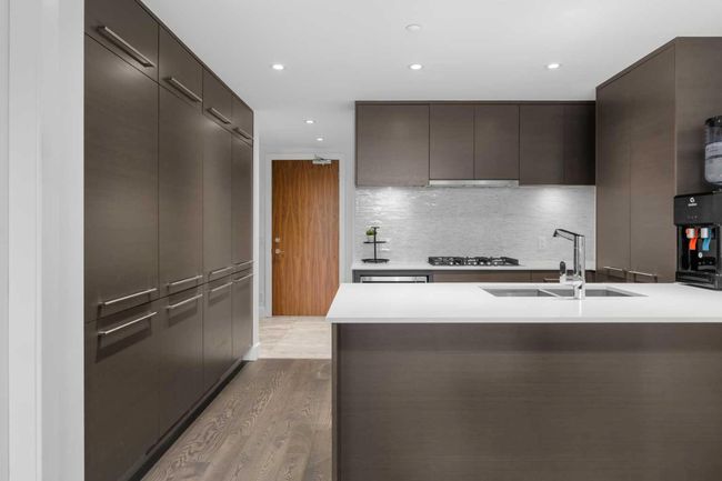 106 - 1025 5 Ave Sw, Condo with 2 bedrooms, 3 bathrooms and 2 parking in Calgary AB | Image 6