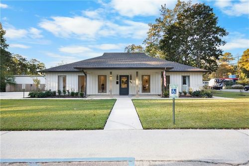 806 S Tyler St, Covington, LA, 70433-3350 | Card Image