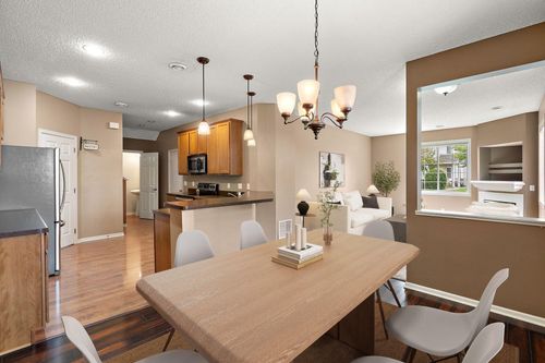 757 Willow Glen Dr, Buffalo, MN, 55313-5034 | Card Image