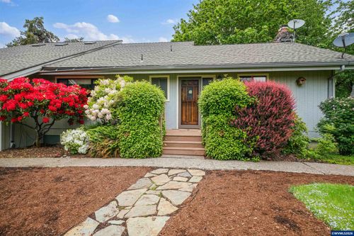 3904 Viewcrest Rd S, Salem, OR, 97302 | Card Image