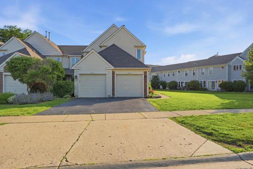 a-304 University Ln, Elk Grove Village, IL, 60007-2749 | Card Image