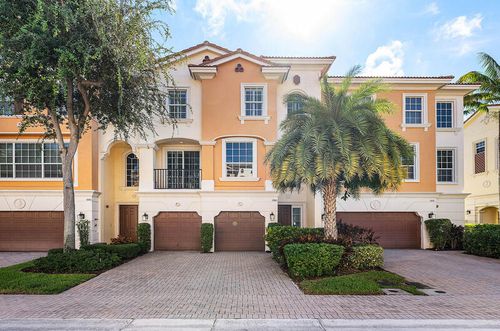 5580 Ne Trieste Way, Boca Raton, FL, 33487-5203 | Card Image