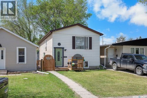 440 Lorne St, Regina, SK, S4R2J4 | Card Image