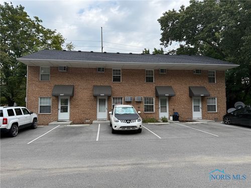 5409 Alexis Rd, Sylvania, OH, 43560-2446 | Card Image