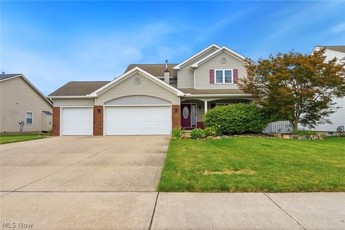 38524 Terrell Dr, North Ridgeville, OH, 44039-8770 | Card Image