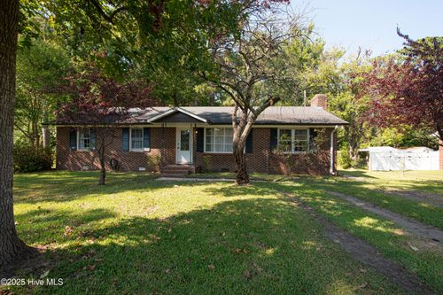 1556 Blue Creek Rd, Jacksonville, NC, 28540-7719 | Card Image