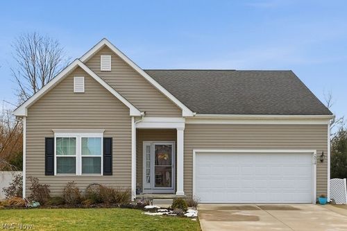 2014 S Ashwood Ln, Painesville, OH, 44077-6169 | Card Image