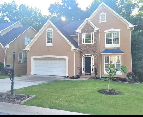 5549 Wynhall Dr, Peachtree Corners, GA, 30071-4744 | Card Image