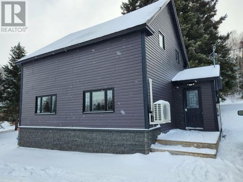 {{alt}} | Card Image