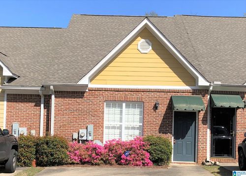 3013 Twin Oaks Dr, Vestavia, AL, 35243-5842 | Card Image
