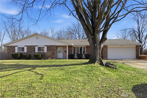 1894 Willowgreen Dr, Beavercreek, OH, 45432-4011 | Card Image