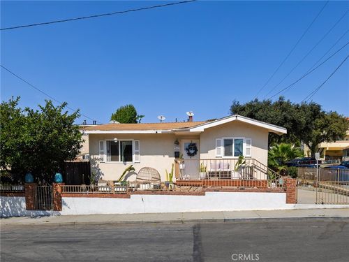 427 E Franklin Ave, El Segundo, CA, 90245-3849 | Card Image
