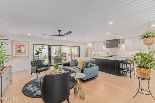 7845 E Vista Dr, Scottsdale, AZ, 85250-7647 | Card Image