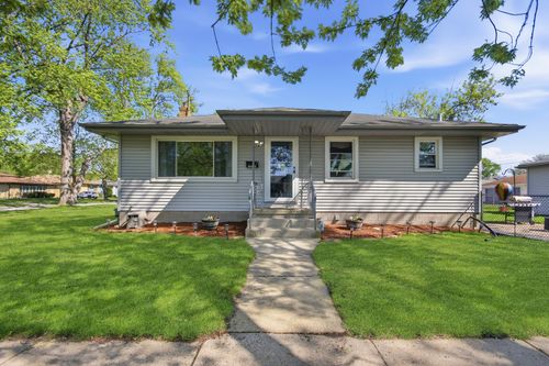 18655 Sherman St, Lansing, IL, 60438-3523 | Card Image